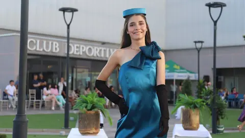 Las instalaciones del Olímpico de León se convirtieron en una pasarela improvisada con motivo del desfile Moda en la Calle, un evento que reunió a varios diseñadores de la provincia para presentar sus colecciones. Fotos: Isaac Llamazares