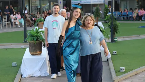 Las instalaciones del Olímpico de León se convirtieron en una pasarela improvisada con motivo del desfile Moda en la Calle, un evento que reunió a varios diseñadores de la provincia para presentar sus colecciones. Fotos: Isaac Llamazares