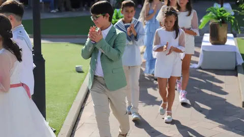 Las instalaciones del Olímpico de León se convirtieron en una pasarela improvisada con motivo del desfile Moda en la Calle, un evento que reunió a varios diseñadores de la provincia para presentar sus colecciones. Fotos: Isaac Llamazares