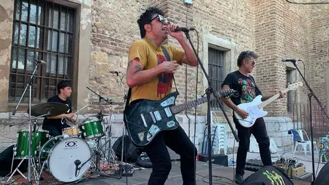 Lexploitation convierte Puerta Castillo en el corazón underground de las fiestas. La quinta edición de Lex Dance! reunió a cientos de personas en una jornada vibrante que consagró el evento como uno de los grandes atractivos culturales del verano leonés. Fotos: A.F. Reca