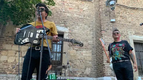 Lexploitation convierte Puerta Castillo en el corazón underground de las fiestas. La quinta edición de Lex Dance! reunió a cientos de personas en una jornada vibrante que consagró el evento como uno de los grandes atractivos culturales del verano leonés. Fotos: A.F. Reca