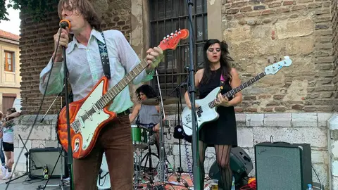 Lexploitation convierte Puerta Castillo en el corazón underground de las fiestas. La quinta edición de Lex Dance! reunió a cientos de personas en una jornada vibrante que consagró el evento como uno de los grandes atractivos culturales del verano leonés. Fotos: A.F. Reca