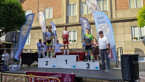 Éxito del Trofeo San Juan de Ciclismo Escolar en León.