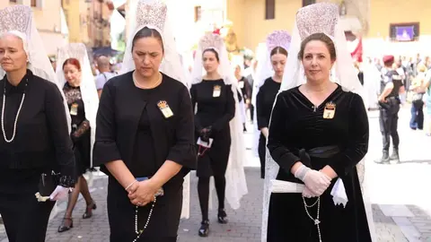 Celebración del Corpus Chico de León con una misa y una posterior procesión, a la que asiste la corporación municipal y el consejero de Medio Ambiente, Vivienda y Ordenación del Territorio, Juan Carlos Suárez-Quiñones. Foto: Isaac Llamazares.