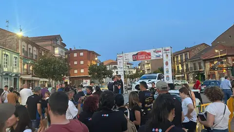 El XXVII Rallye de León corona a Emilio Arias y Enrique Velasco en una edición de vértigo y máxima competitividad  Alta participación, tramos exigentes y emoción hasta el final marcaron una intensa jornada de motor en La Robla, que volvió a ser epicentro del automovilismo leonés.