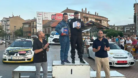 El XXVII Rallye de León corona a Emilio Arias y Enrique Velasco en una edición de vértigo y máxima competitividad  Alta participación, tramos exigentes y emoción hasta el final marcaron una intensa jornada de motor en La Robla, que volvió a ser epicentro del automovilismo leonés.
