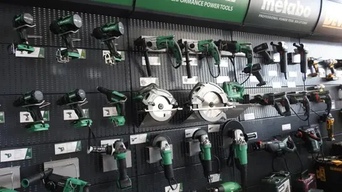 Los mejores suministros industriales, artículos de ferretería, maquinaria y materiales industriales al mejor precio y con las mejores ofertas llegan a León de la mano de Mundo Industria. Mundo Industria (Alto del Portillo, kilómetro 320,5; nave 2, 24227; Valdelafuente, León).