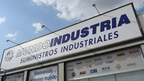 Los mejores suministros industriales, artículos de ferretería, maquinaria y materiales industriales al mejor precio y con las mejores ofertas llegan a León de la mano de Mundo Industria. Mundo Industria (Alto del Portillo, kilómetro 320,5; nave 2, 24227; Valdelafuente, León).