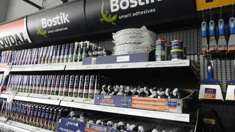 Los mejores suministros industriales, artículos de ferretería, maquinaria y materiales industriales al mejor precio y con las mejores ofertas llegan a León de la mano de Mundo Industria. Mundo Industria (Alto del Portillo, kilómetro 320,5; nave 2, 24227; Valdelafuente, León).