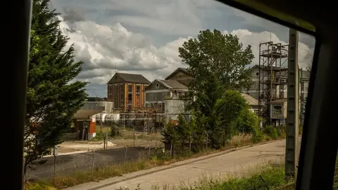 Fotografías tomadas por Rafael Rodríguez en el viaje realizado junto a su pareja en el tren de vía estrecha León-Bilbao; ocho horas de un 