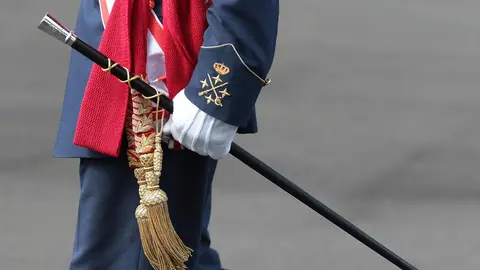 El jefe de Estado Mayor del Ejército del Aire y del Espacio, Francisco Braco Carbó, preside el acto de entrega de Reales Despachos a los sargentos de la XXXIII promoción de la Academia Básica del Aire y del Espacio, con la asistencia del presidente de las Cortes, Carlos Pollán y el consejero de Medio Ambiente, Juan Carlos Suárez Quiñones. Fotos: Peio García