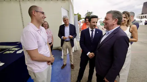 Una veintena de organizaciones presentan sus proyectos internacionales para combatir la pobreza en el tercer festival Coodefest Castilla y León Solidaria que se celebra en León