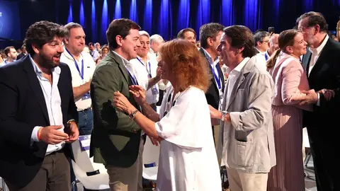 Primera jornada del 21 Congreso Nacional del Partido Popular con euforia en la delegación de Castilla y León y destacada presencia de la leonesa Ester Muñoz. Foto: Juan Lázaro
