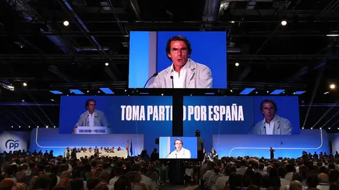 Primera jornada del 21 Congreso Nacional del Partido Popular con euforia en la delegación de Castilla y León y destacada presencia de la leonesa Ester Muñoz. Foto: Juan Lázaro
