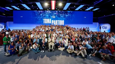 Primera jornada del 21 Congreso Nacional del Partido Popular con euforia en la delegación de Castilla y León y destacada presencia de la leonesa Ester Muñoz. Foto: Juan Lázaro