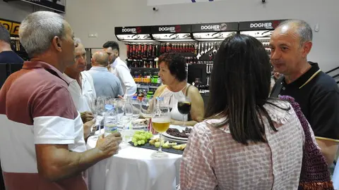 Mundo Industria se estrena en León con una presentación multitudinaria y abre sus puertas este lunes. Fotos: M.A. García