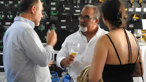 Mundo Industria se estrena en León con una presentación multitudinaria y abre sus puertas este lunes. Fotos: M.A. García
