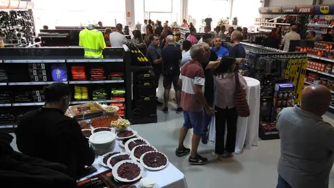 Mundo Industria se estrena en León con una presentación multitudinaria y abre sus puertas este lunes. Fotos: M.A. García