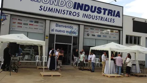 Mundo Industria se estrena en León con una presentación multitudinaria y abre sus puertas este lunes. Fotos: M.A. García