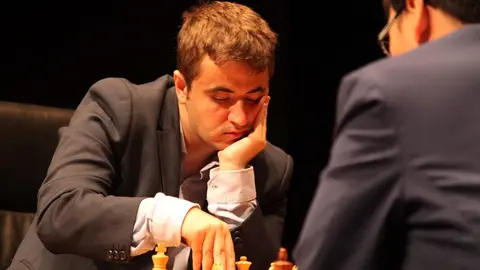 La segunda semifinal de la XXXVIII edición del Torneo Magistral de Ajedrez Ciudad de León enfrenta al GM leonés Jaime Santos contra el durísimo GM vietnamita Lê Quang Liêm. Foto: Luque