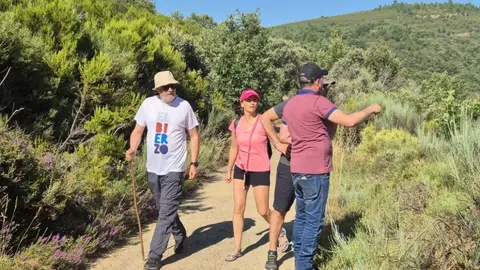Lillo del Bierzo acogió es domingo el inicio de La Senda de las Cantinas, la primera gastro-ruta del Consejo Comarcal.