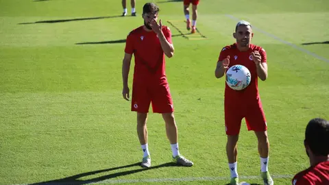 Raúl Llona marca el rumbo de la nueva temporada en Segunda División y pide paciencia ante un mercado lento pero firme: 