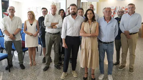 La Unión del Pueblo Leonés (UPL) ha dado este lunes un nuevo paso en su reorganización interna tras el último congreso del partido, con la constitución de su nuevo Consejo General, celebrado en Ponferrada. La formación leonesista escenifica así su apuesta por el Bierzo, “una comarca esencial dentro del proyecto político de la UPL”, en palabras de su nueva secretaria general, Alicia Gallego. Fotos: César Sánchez