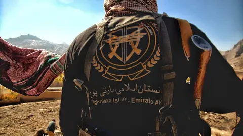 Soldado del ejercito talibán en las inmediaciones de la aldea de Wach Khakn, en la región afgana de Paktia. Foto: Alfonso F. Reca