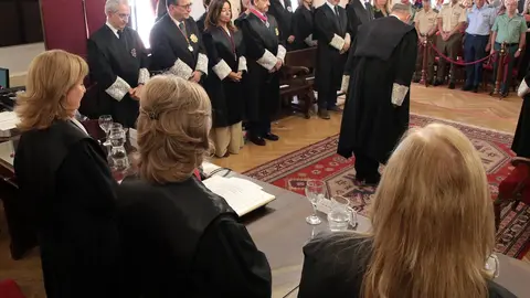 La presidenta del Tribunal Superior de Justicia de Castilla y León, Ana del Ser, preside el acto de toma de posesión del magistrado Pablo Arraiza Jiménez como presidente de la Audiencia Provincial de León. Foto: Peio García
