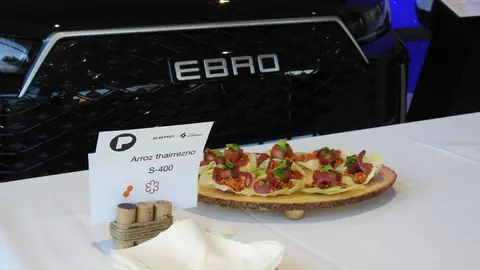 La ciudad de León cuenta ya oficialmente con un nuevo concesionario de la renacida marca EBRO. Desde este jueves, EBRO Leomotor León opera como concesionario oficial en Avenida Madrid, 116, en unas modernas instalaciones que ya han comenzado la entrega de vehículos y donde puede visitarse una amplia exposición de modelos SUV de la firma.