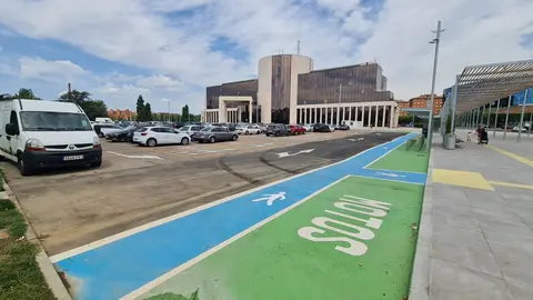 Plazas de aparcamiento para mujeres en León capital.