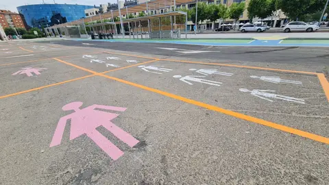 Plazas de aparcamiento para mujeres en León capital.
