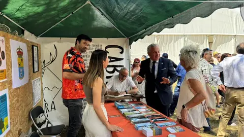 Nicanor Sen da el pregón con motivo de las Fiestas de La Cabrera 2025.
