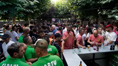 Las peñas de Santa Marina del Rey encienden los fogones de las XVI Jornadas Gastronómicas del Ajo