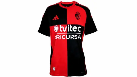 La SD Ponferradina ha presentado en redes sociales sus nuevas equipaciones para la próxima temporada, sorprendiendo a sus seguidores con un enfoque cargado de simbolismo y orgullo regional.