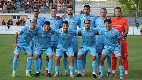 Primer encuentro de pretemporada de la nueva Cultural y Deportiva Leonesa en su puesta a punto para el regreso a la Segunda División. Partido de muchas pruebas en el que el resultado ha sido lo menos importante. El equipo deja buenas sensaciones ante el filial del Athletic de Bilbao.
