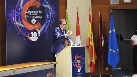 El ministro de Transformación Digital clausura el Cybersecurity Summer BootCamp. Foto: M. A. García