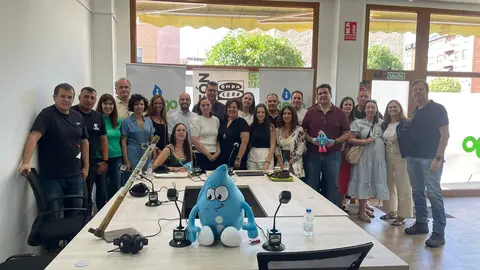 La empresa iRiego New Generation SL ha inaugurado este jueves su oficina en Tordesillas en el número 12 de la calle Federico Riera Marsá. Con esta apertura, la compañía continúa su expansión y su compromiso con la generación de valor y de nuevas oportunidades para los agricultores y el mundo rural.