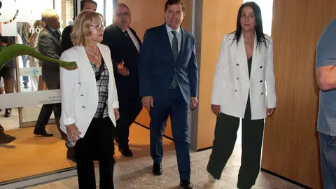 El presidente de la Junta de Castilla y León, Alfonso Fernández Mañueco, inaugura las nuevas instalaciones del centro de salud de Pinilla-San Andrés del Rabanedo. Foto: Peio García.