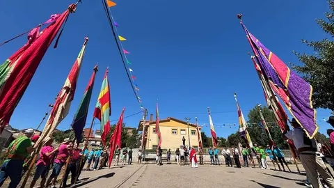 La misa y el desfile de pendones marcaron el día grande en honor a Santiago Apóstol.