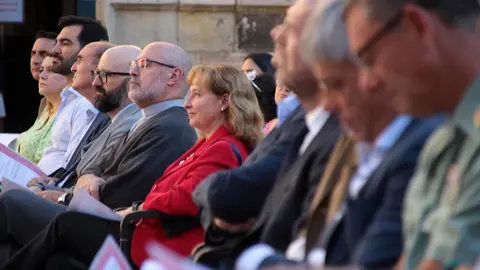 León revive su historia jurídica con la lectura de los Fueros y Ana del Ser como mantenedora. Foto: Peio García