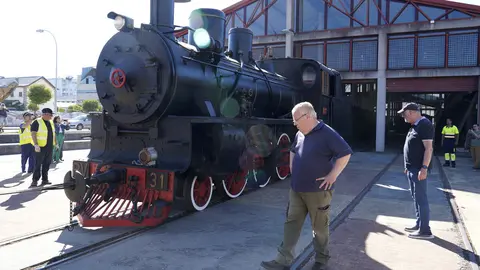 Traslado de la locomotora PV 31 de Ponferrada a los Talleres Ferroviarios de Villablino (León). Foto: César Sánchez.