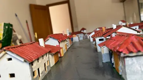 Maqueta del pueblo de San Pedro de Foncollada, realizada por Nano en solo 15 días.