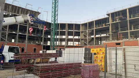 Imagen del avance de las obras de la nueva residencia universitaria de La Serna.