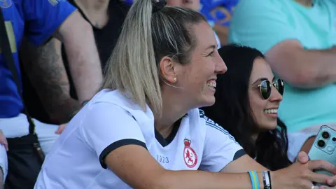 La Cultural y Deportiva Leonesa ofreció una actuación notable ante el Real Oviedo en el 35.º Torneo Villa de Grado, pese a la derrota por la mínima (1-0) frente al equipo de Veljko Paunovic, que aprovechó un error puntual en la primera mitad para llevarse el trofeo.
