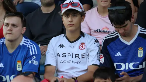 La Cultural y Deportiva Leonesa ofreció una actuación notable ante el Real Oviedo en el 35.º Torneo Villa de Grado, pese a la derrota por la mínima (1-0) frente al equipo de Veljko Paunovic, que aprovechó un error puntual en la primera mitad para llevarse el trofeo.