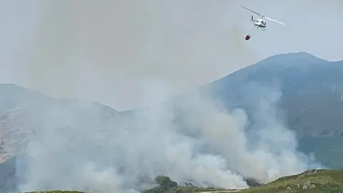 Incendio de nivel 1 en Olleros de Alba.