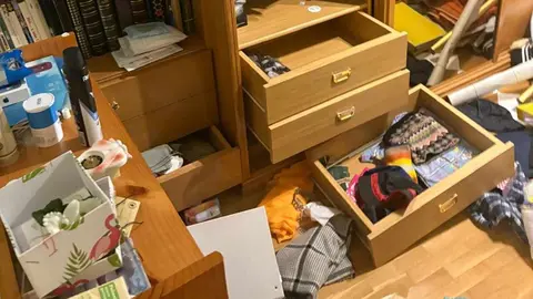 Imagen del interior de una de las viviendas afectadas por los robos de las últimas semanas.