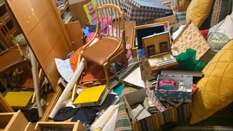 Imagen del interior de una de las viviendas afectadas por los robos de las últimas semanas.
