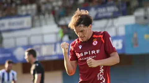 La Cultural Leonesa iguala 2-2 ante el Avilés Industrial con un once lleno de rotaciones tras un exigente doble enfrentamiento en un solo día. Fotos: Isaac Llamazares | CyDLeonesa